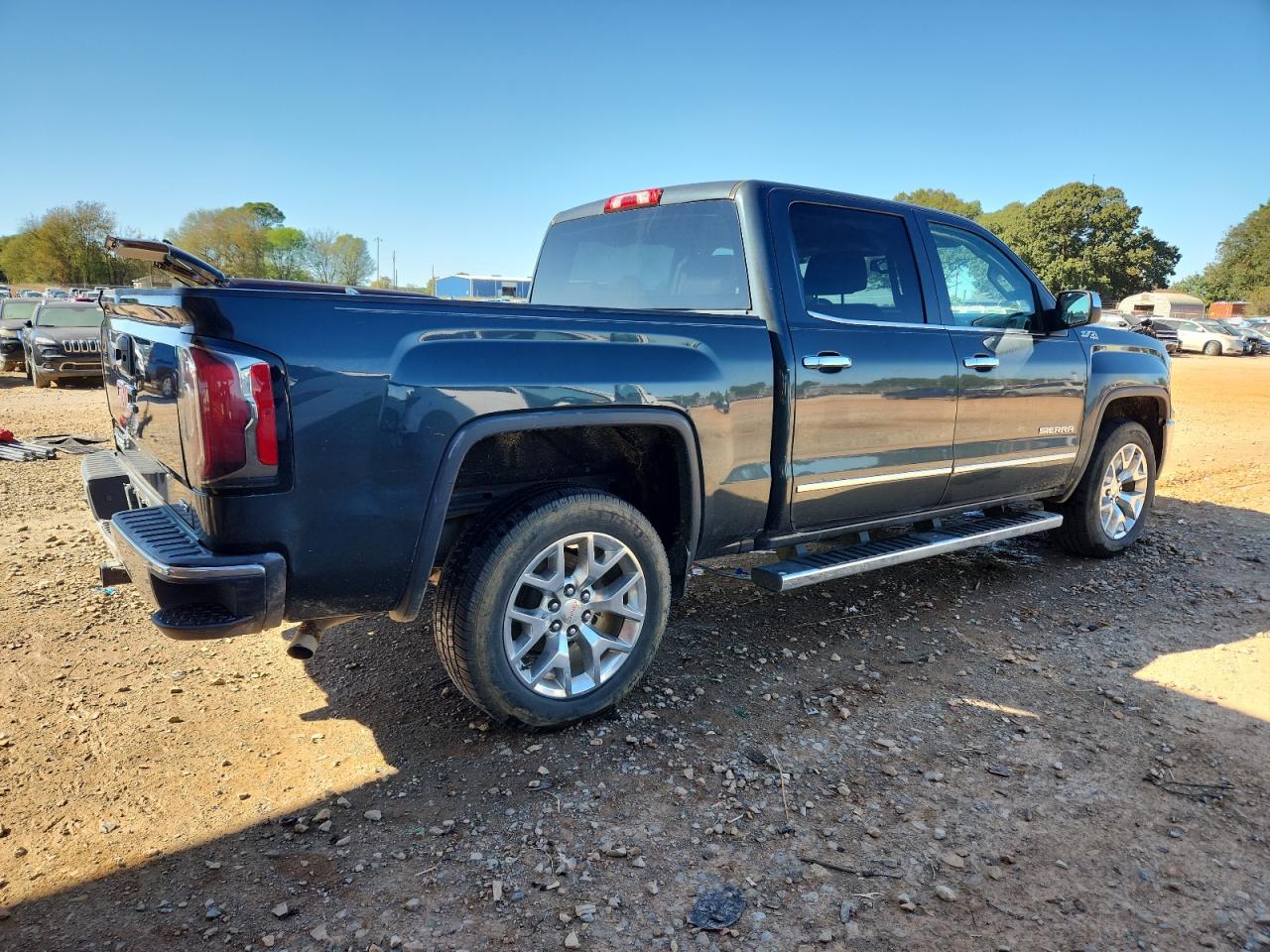 GMC SIERRA K1500 SLT