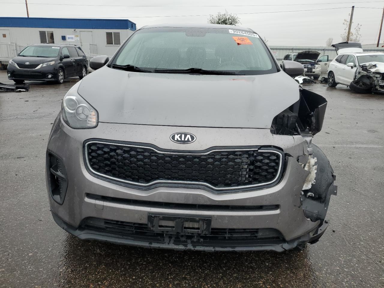 KIA SPORTAGE LX