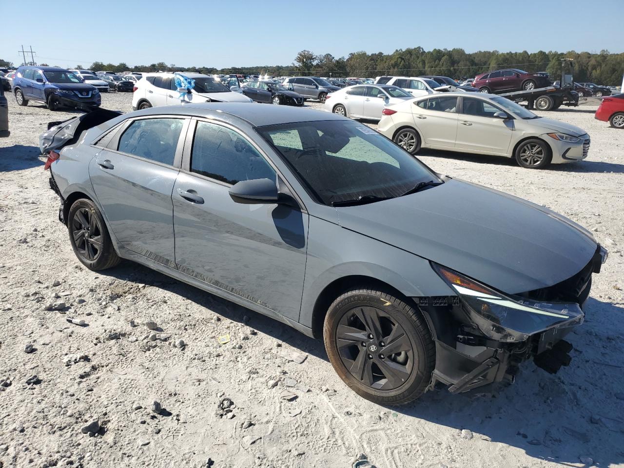 Lot #3302855886 2023 HYUNDAI ELANTRA SE