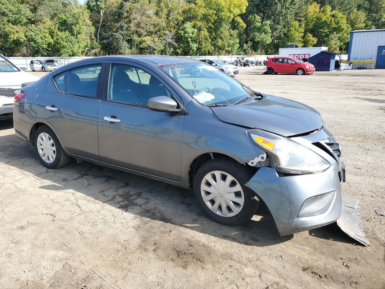 NISSAN VERSA S