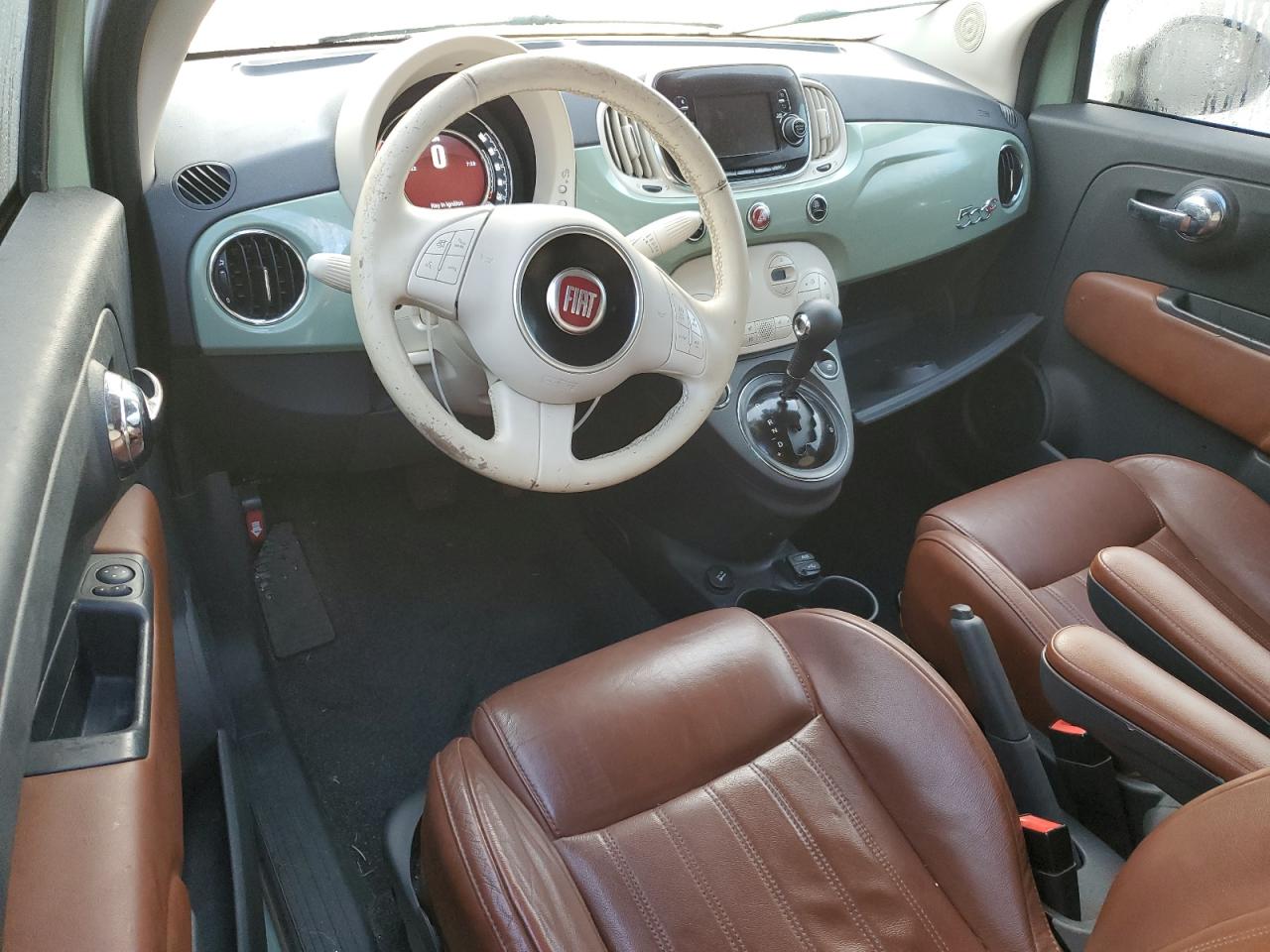 FIAT 500 LOUNGE