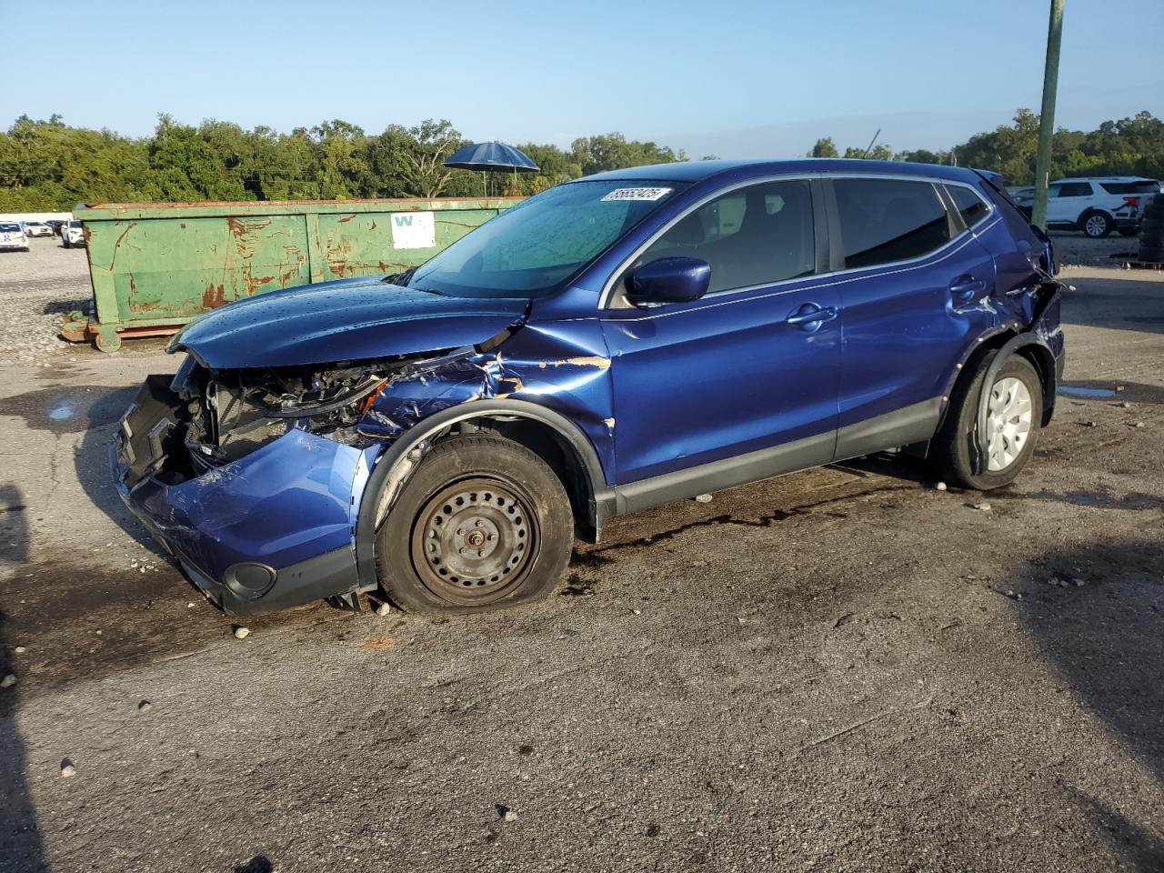 NISSAN ROGUE SPORT S