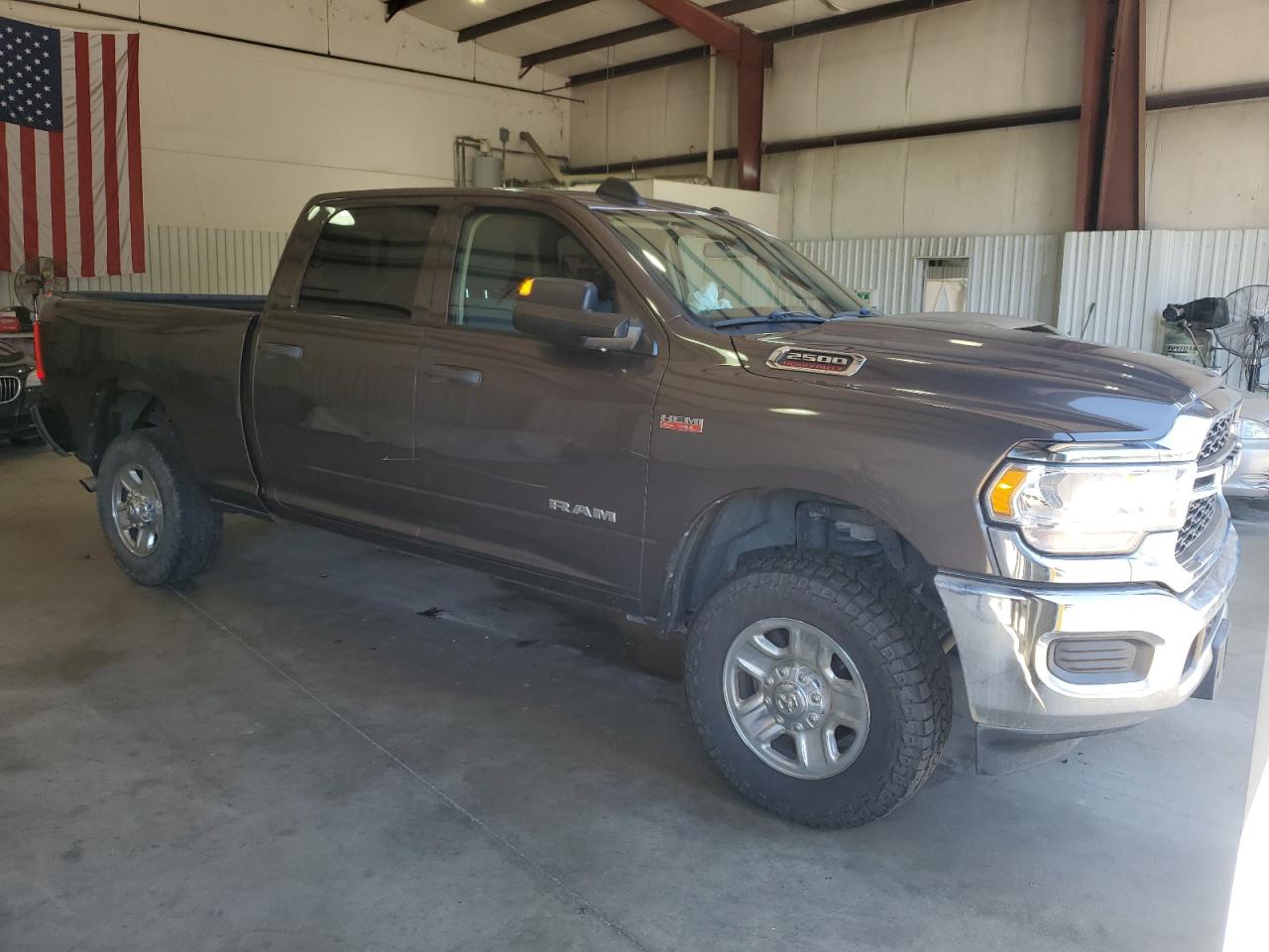 RAM 2500 TRADESMAN