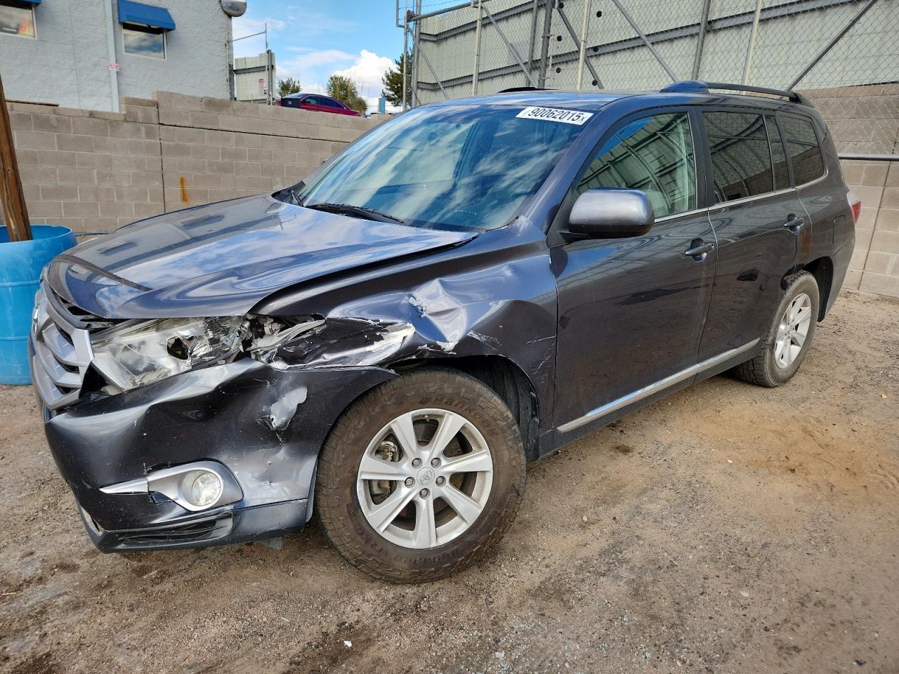 TOYOTA HIGHLANDER BASE