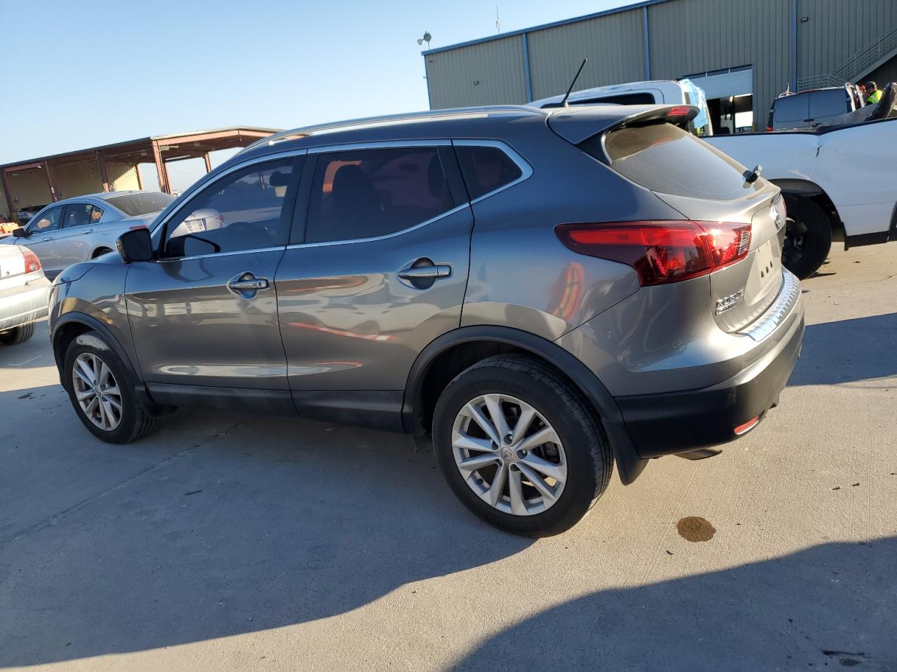 NISSAN ROGUE SPORT S