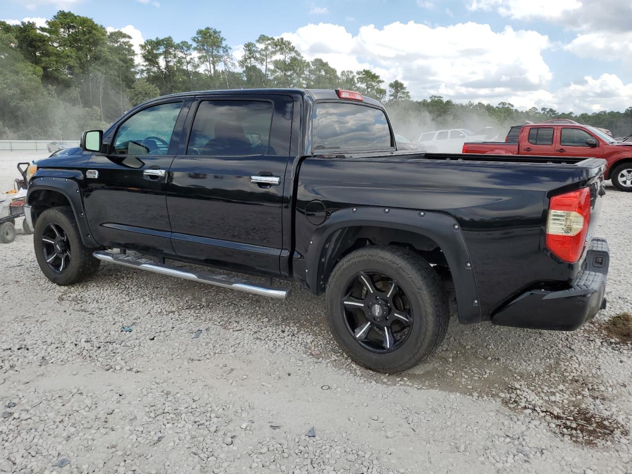 TOYOTA TUNDRA CREWMAX PLATINUM