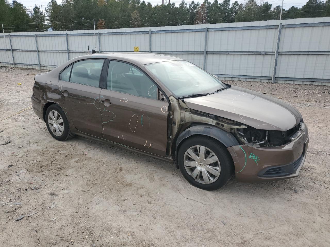 VOLKSWAGEN JETTA BASE