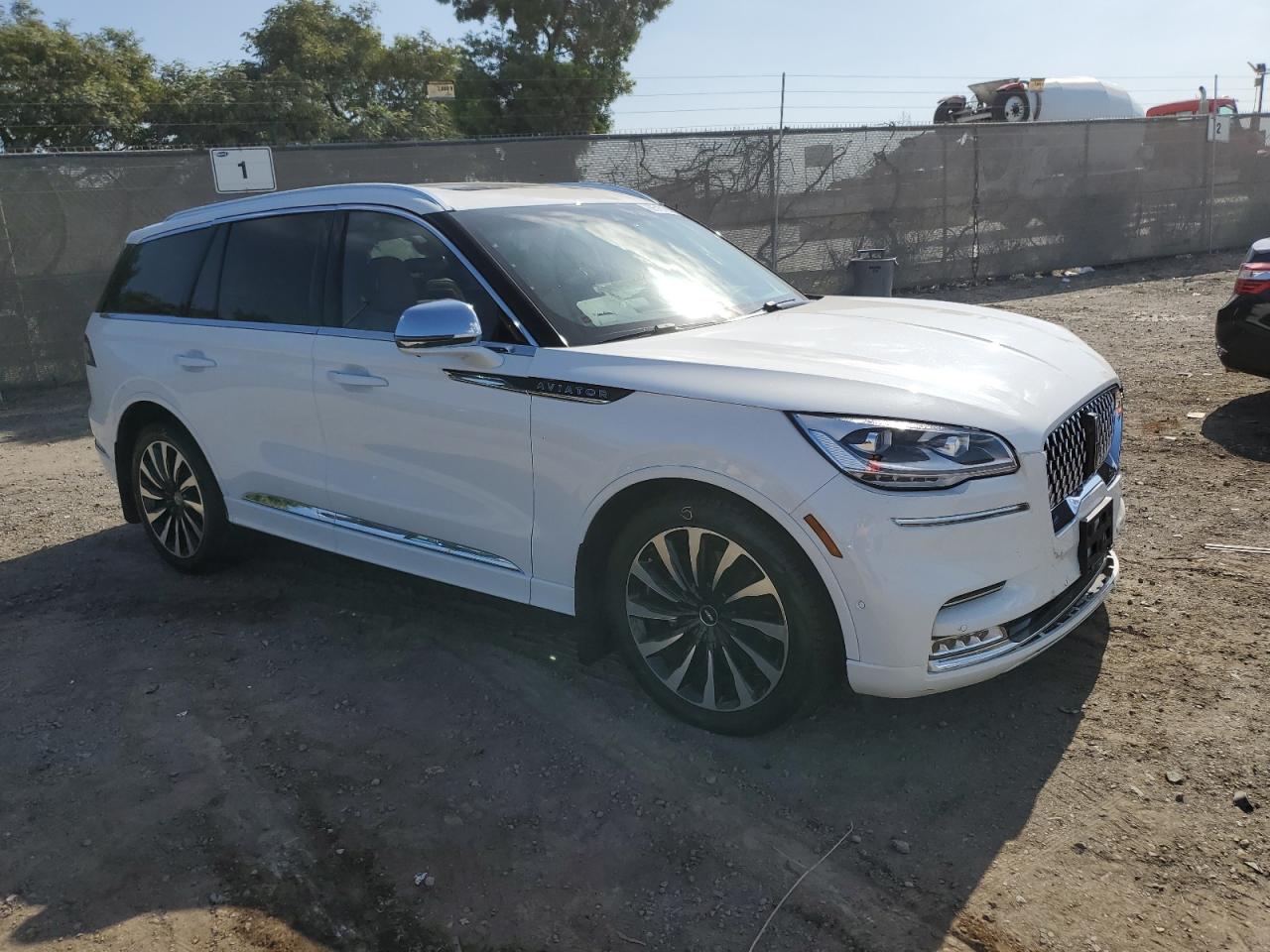 LINCOLN AVIATOR BLACK LABEL GRAND TOURING