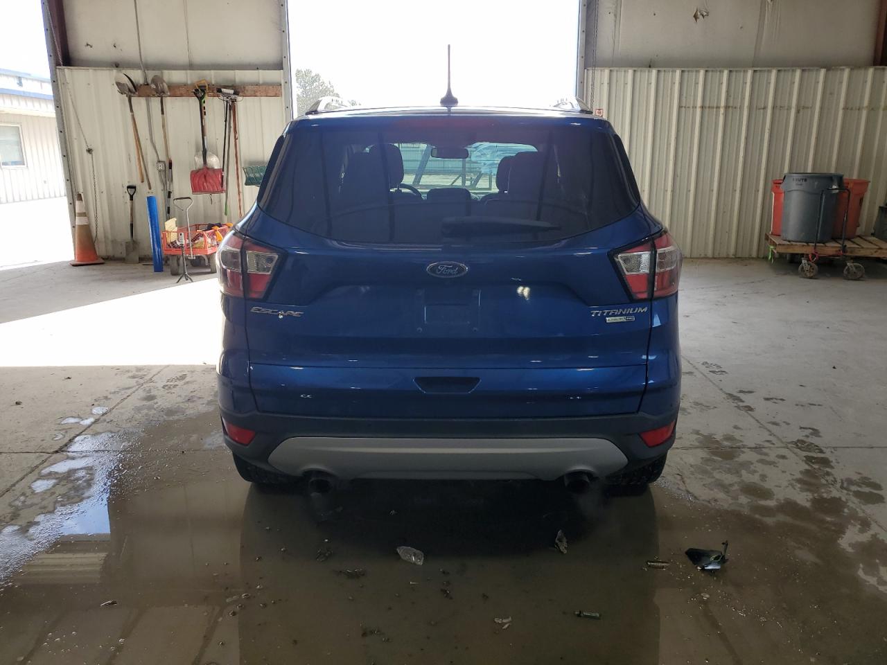 FORD ESCAPE TITANIUM