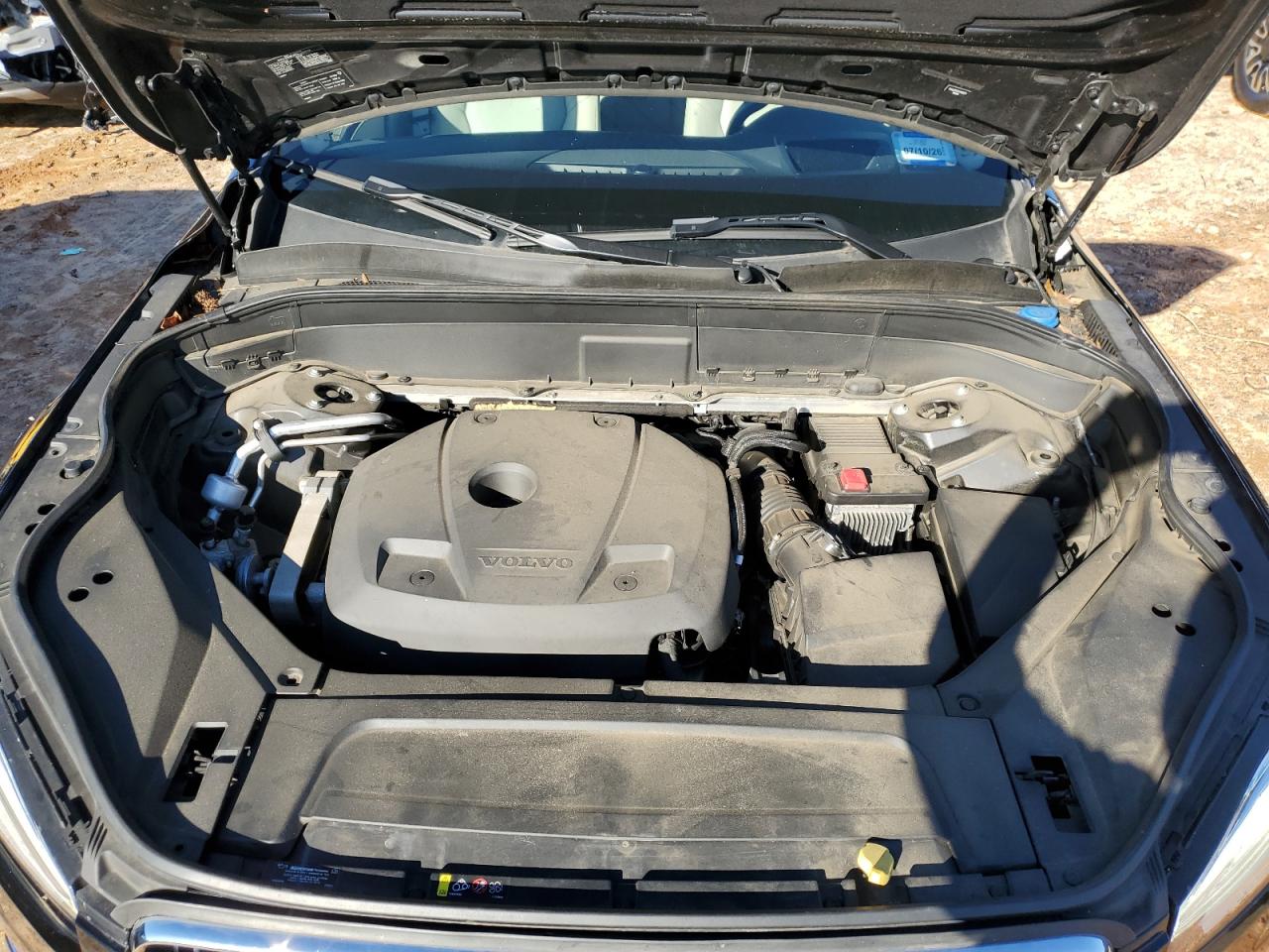 VOLVO XC90 T6 MOMENTUM