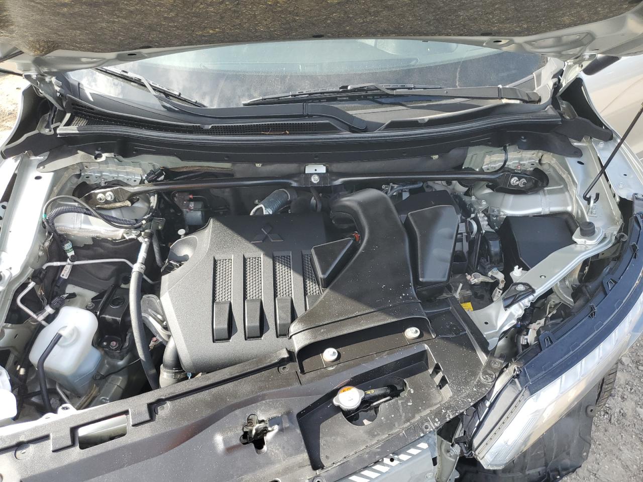 MITSUBISHI ECLIPSE SE