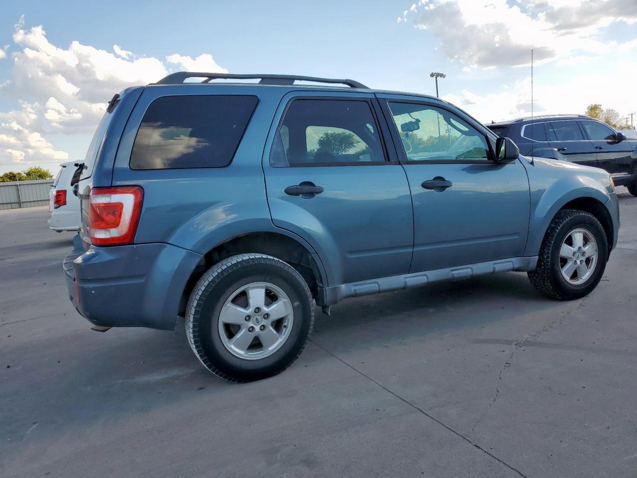 FORD ESCAPE XLT