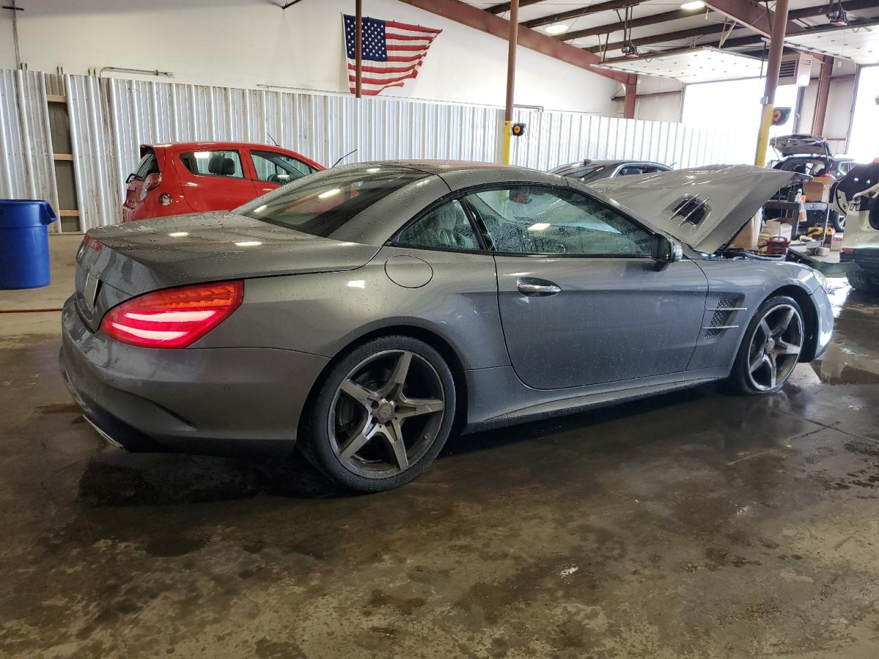 MERCEDES-BENZ SL-CLASS 550