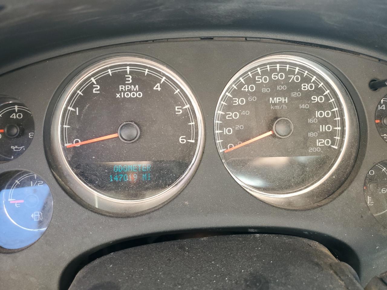 CHEVROLET TAHOE K1500 LS