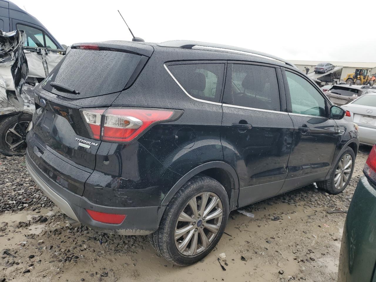 FORD ESCAPE TITANIUM