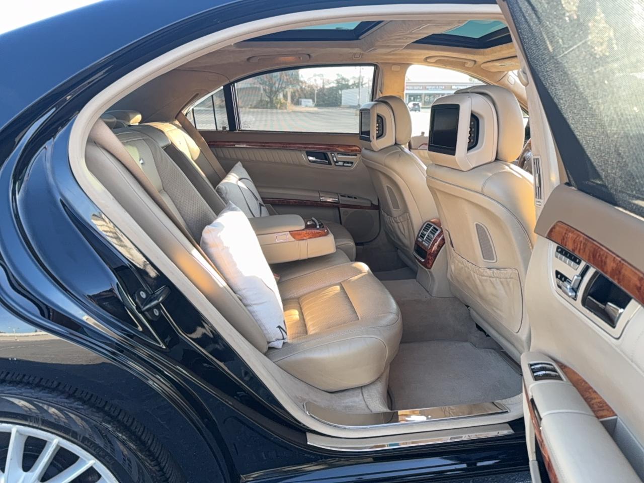 MERCEDES-BENZ S-CLASS 600