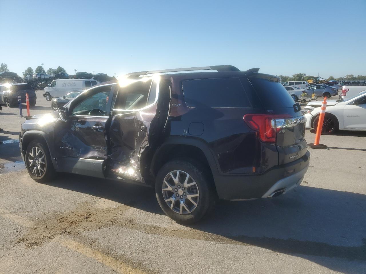 GMC ACADIA SLT