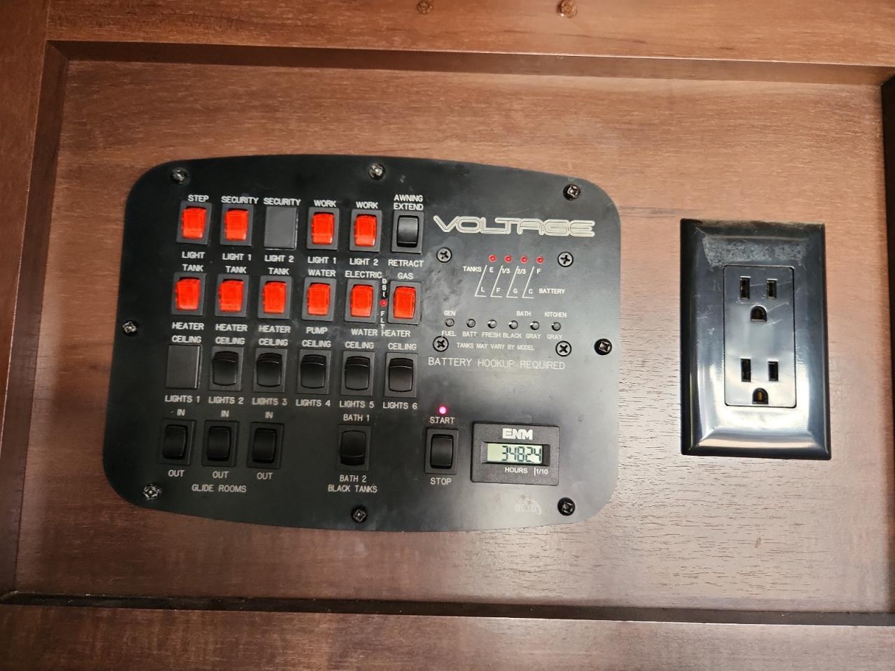 Lot #3273986780 2015 KEYSTONE TOY HAULER SERIES M-