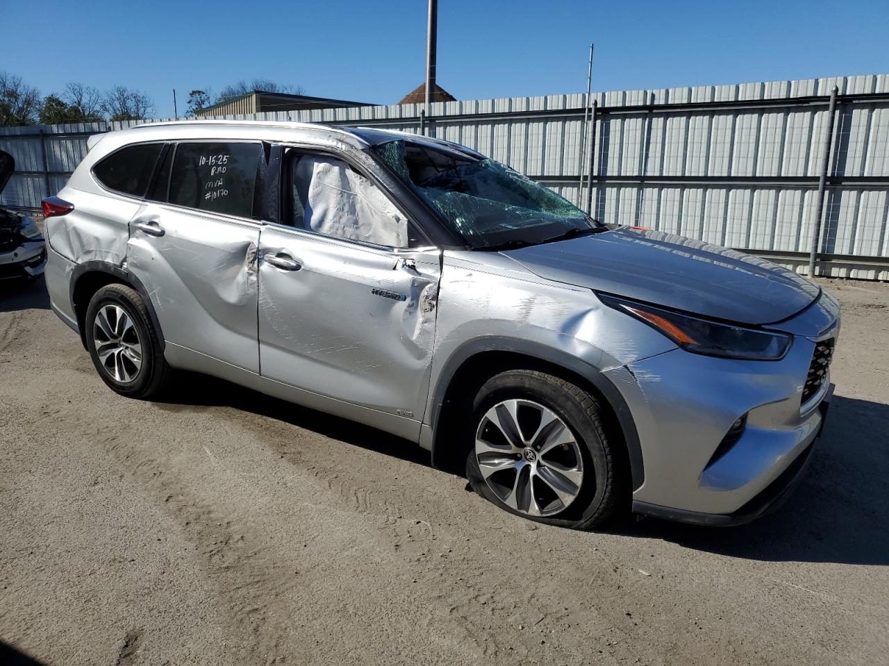 TOYOTA HIGHLANDER HYBRID XLE