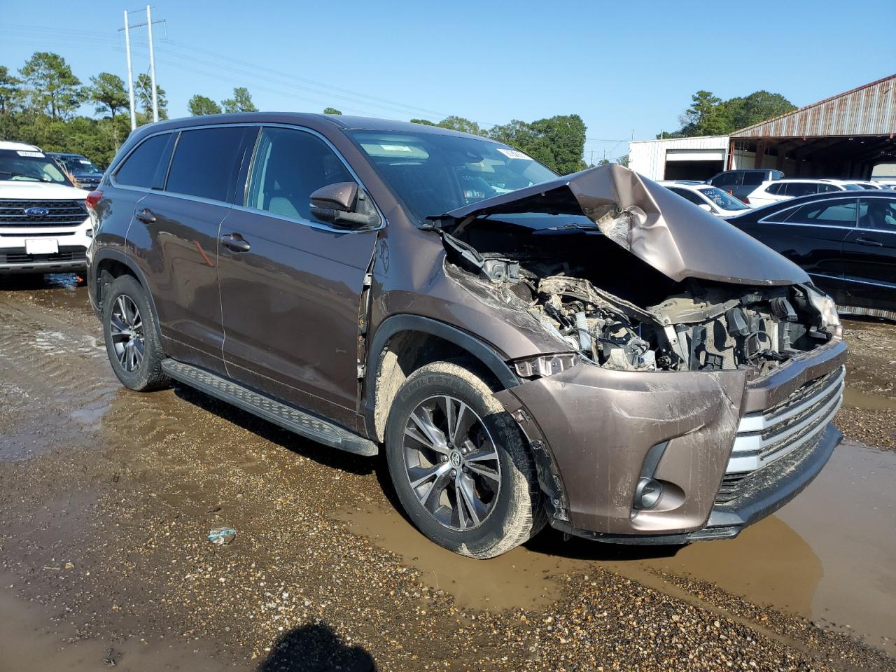 TOYOTA HIGHLANDER LE