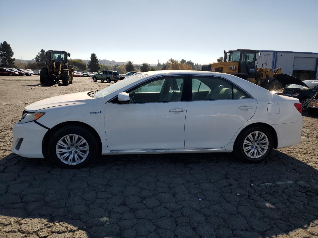 TOYOTA CAMRY HYBRID