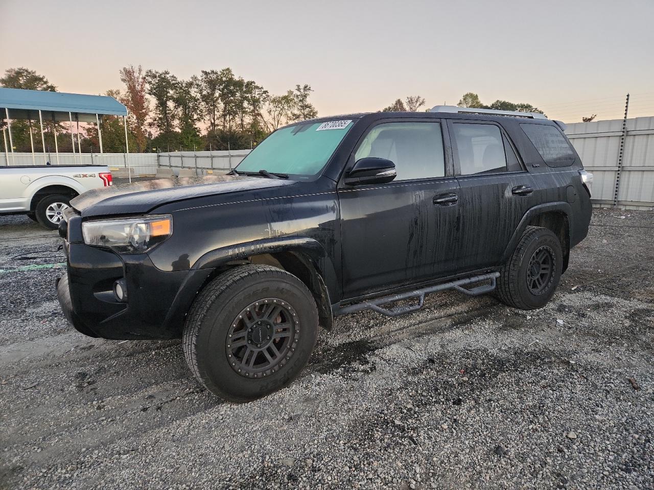 TOYOTA 4RUNNER SR5/SR5 PREMIUM