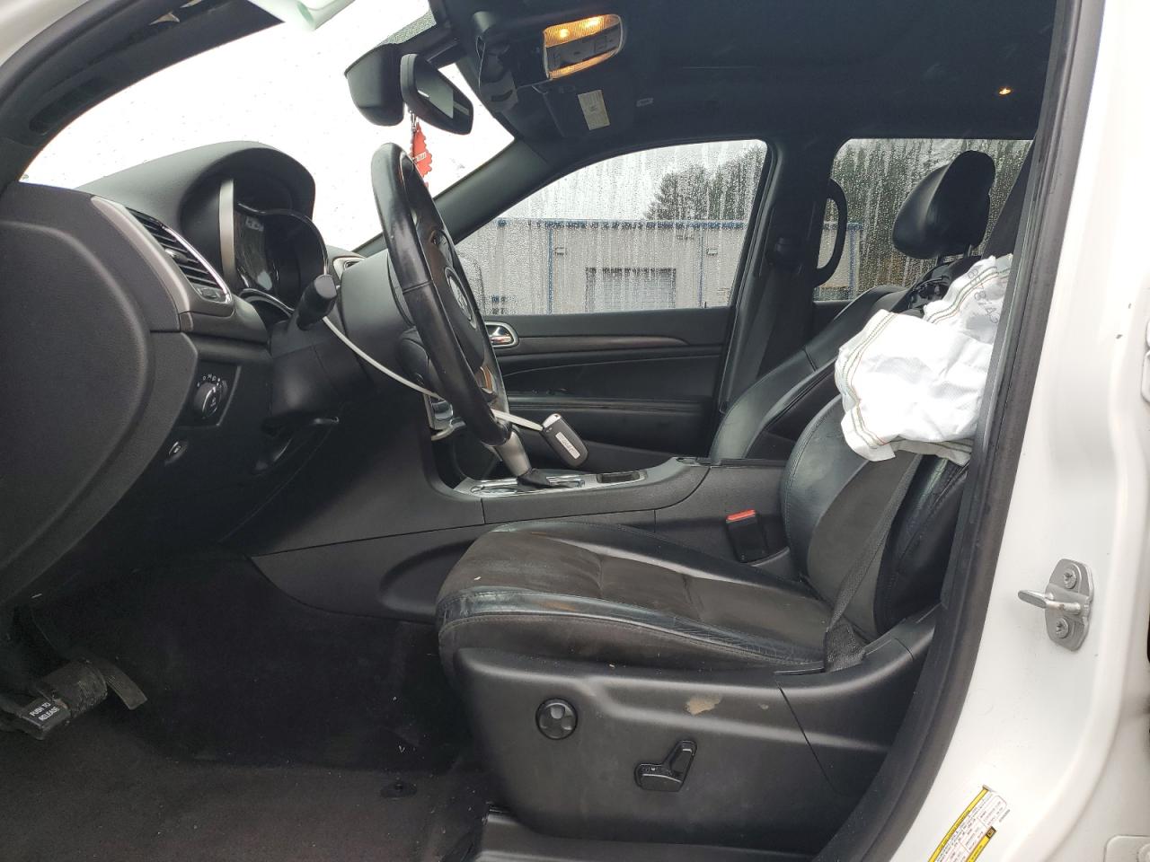 JEEP GRAND CHEROKEE LAREDO