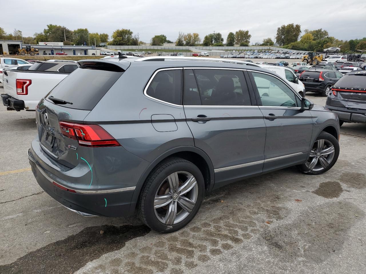 VOLKSWAGEN TIGUAN SE