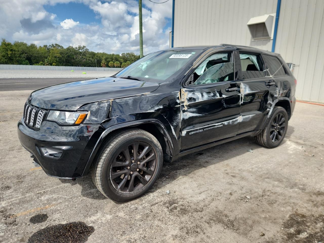 JEEP GRAND CHEROKEE LAREDO