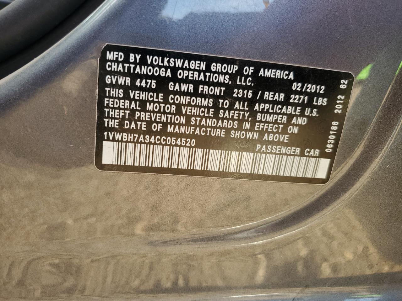 VOLKSWAGEN PASSAT SE