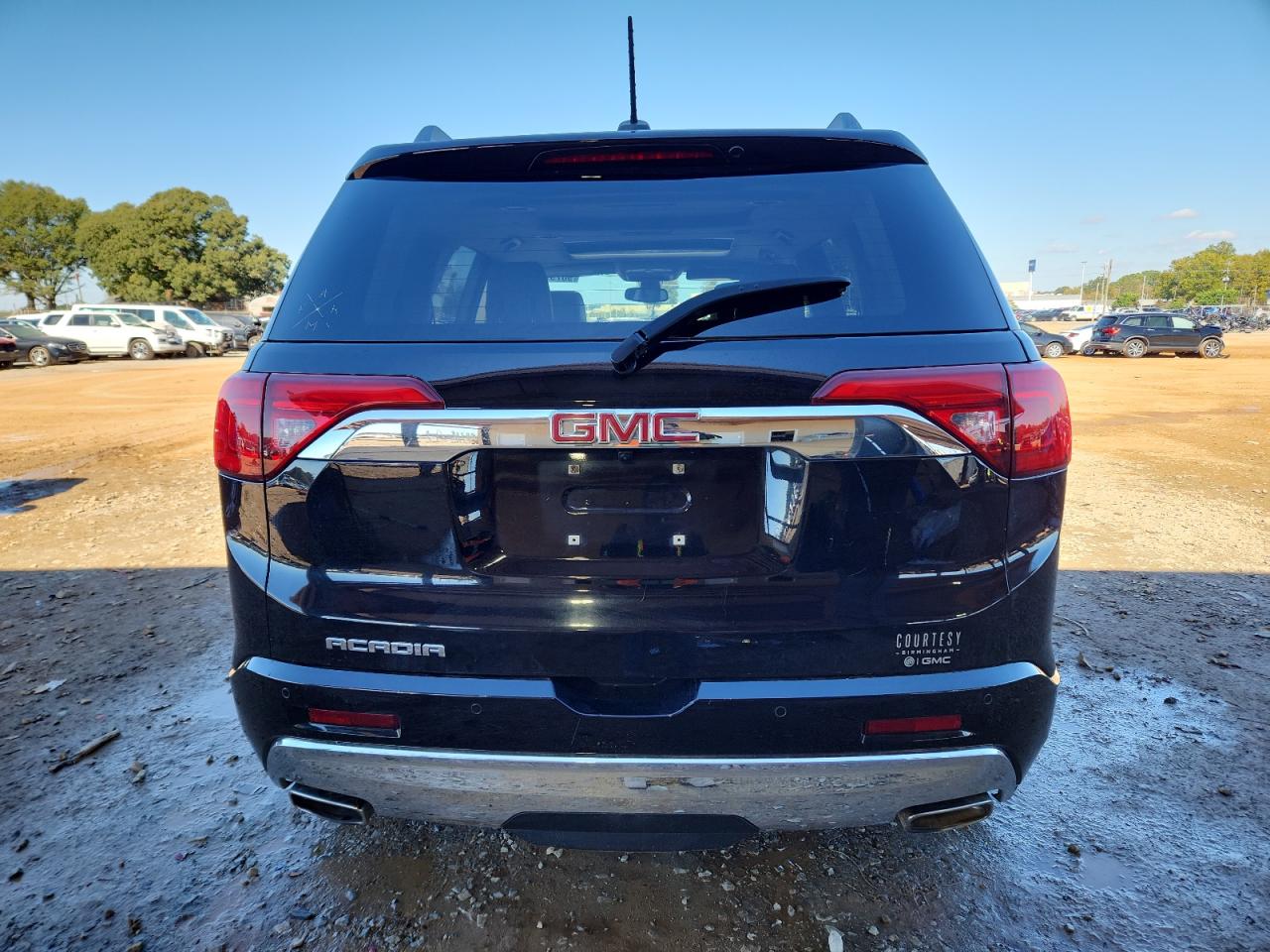 GMC ACADIA DENALI
