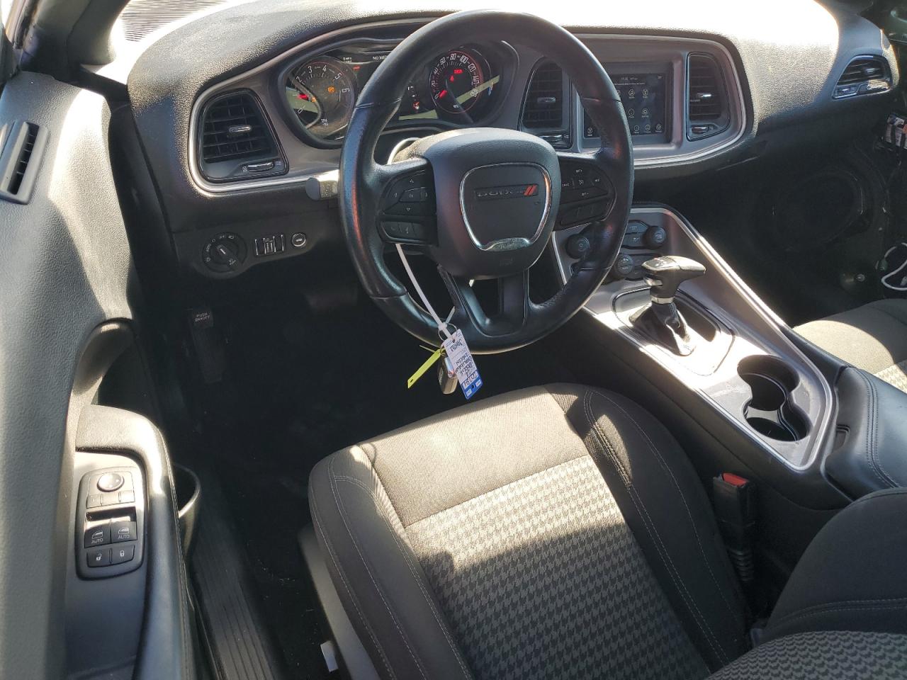 DODGE CHALLENGER SXT