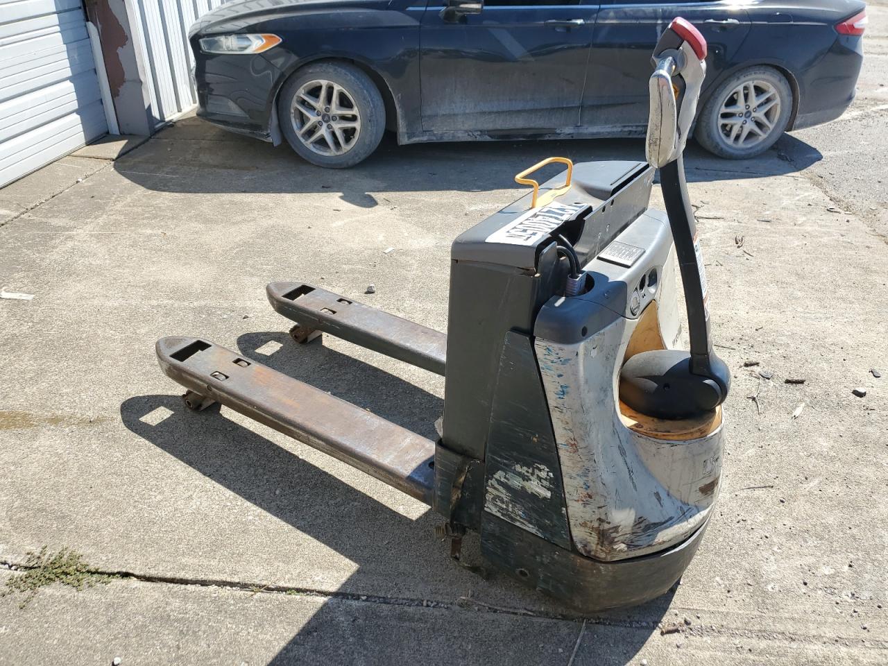 Lot #3262002509 2018 CROWN WP3035-45/7A293486