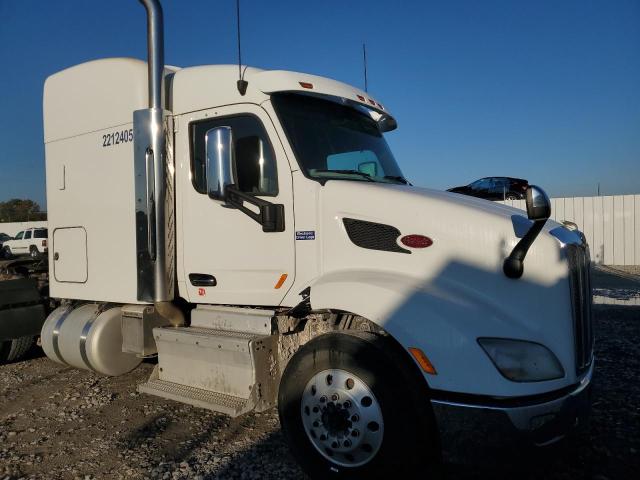 2017 PETERBILT TRACTOR 579 #3285646282