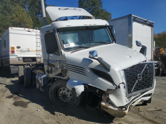 2021 VOLVO VNR #3275436710