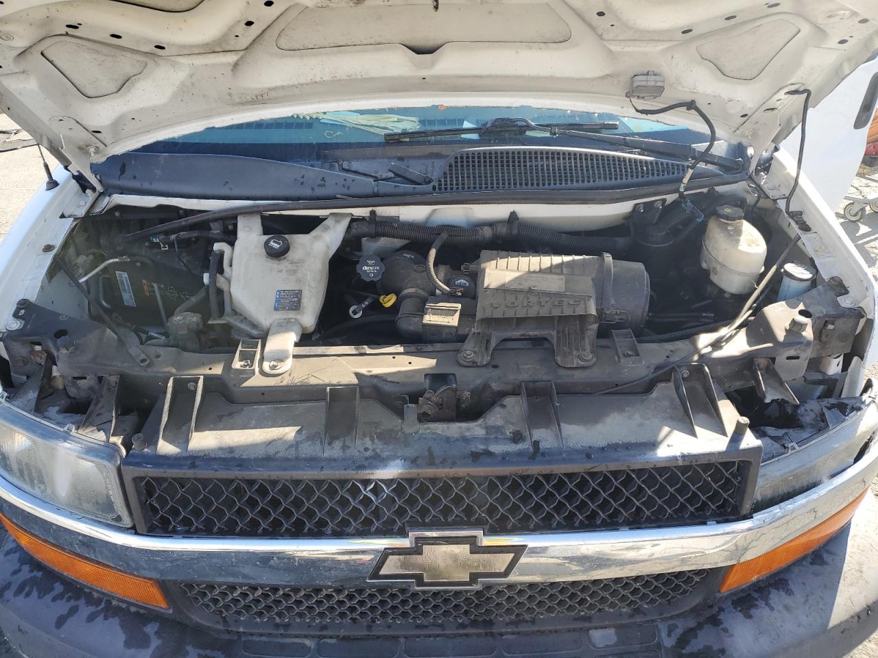 CHEVROLET EXPRESS LT