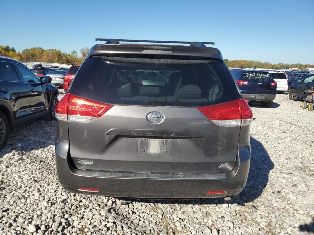 2011 TOYOTA SIENNA LE - 5TDJK3DC2BS020755