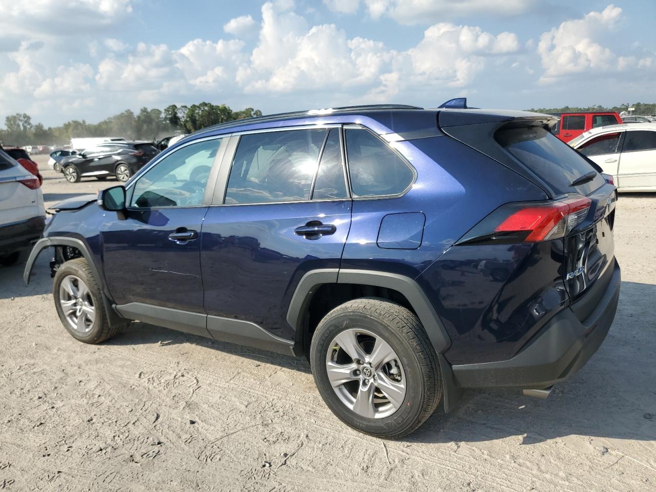 TOYOTA RAV4 XLE