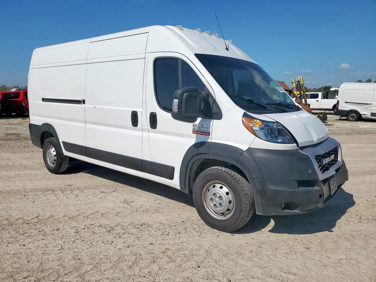 RAM PROMASTER 2500 HIGH
