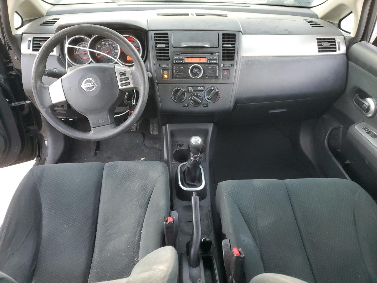 NISSAN VERSA S