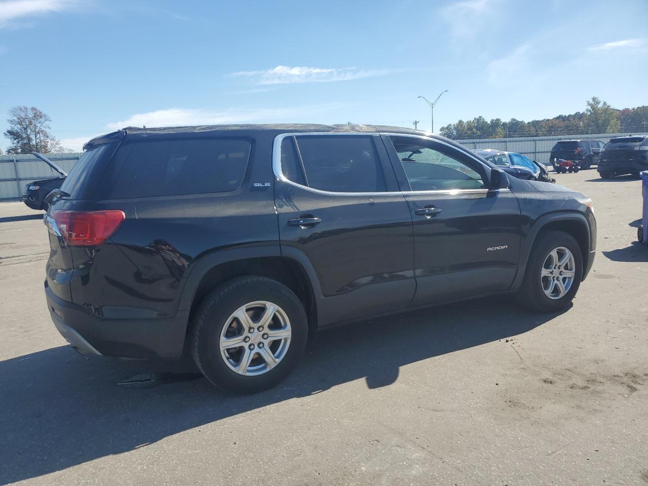 GMC ACADIA SLE