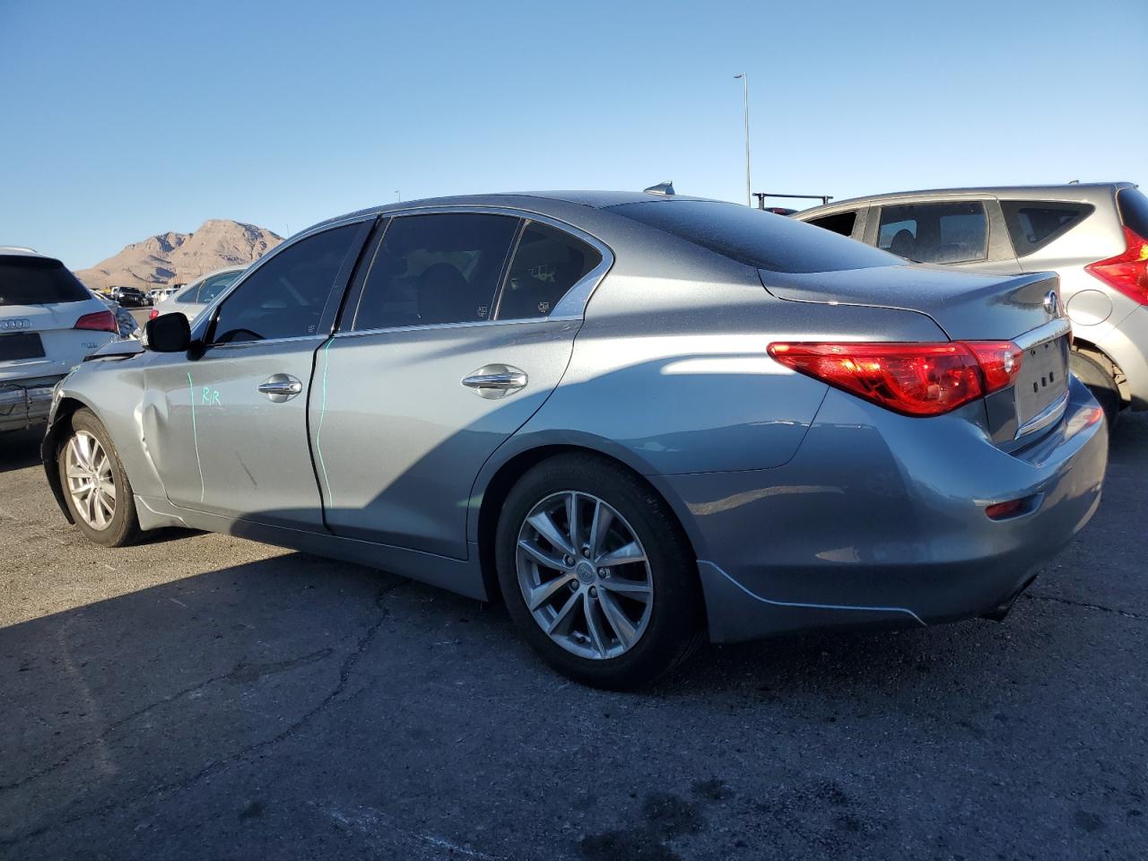 INFINITI Q50 PREMIUM
