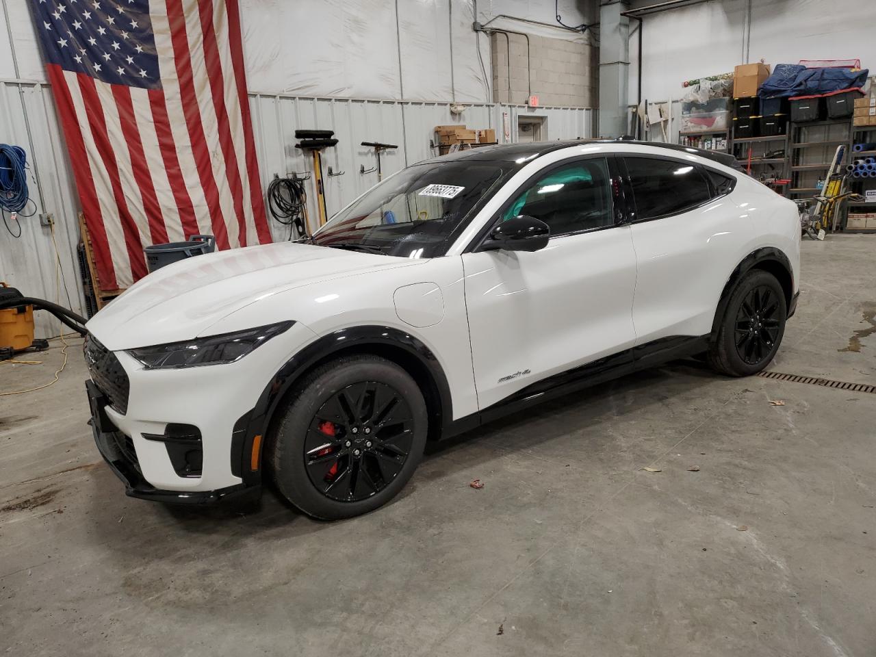 FORD MUSTANG PREMIUM