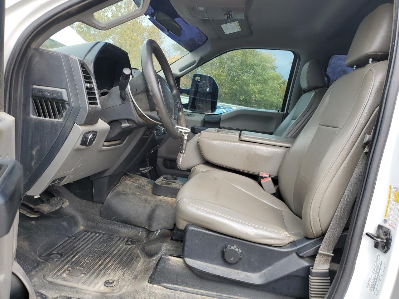 FORD F-350 SUPER DUTY