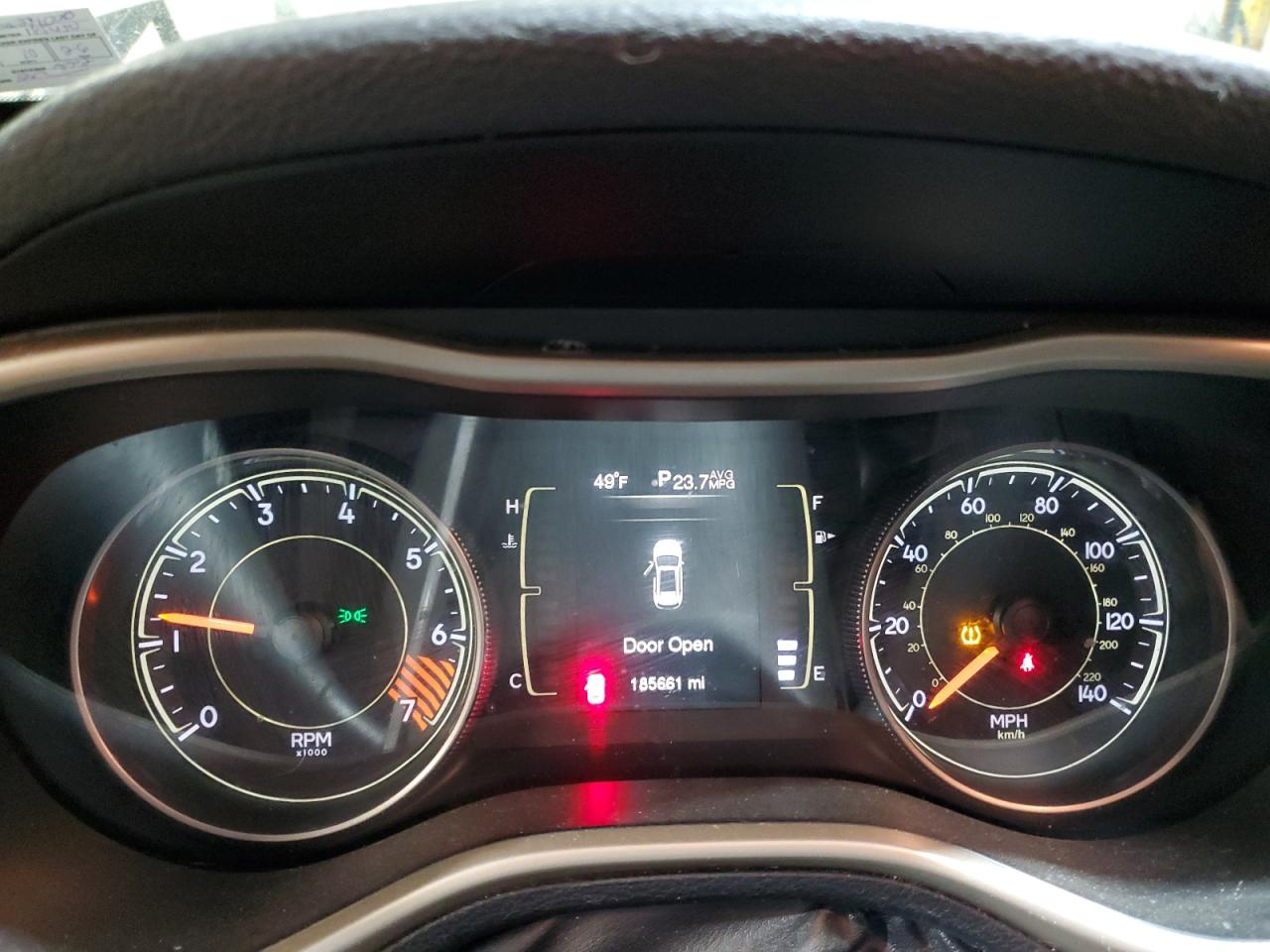 JEEP GRAND CHEROKEE SPORT