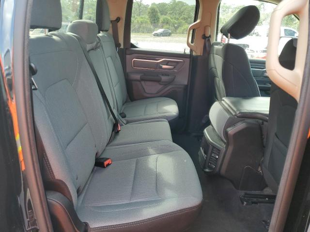 2019 RAM 1500 BIG H 1C6RREBT1KN905801