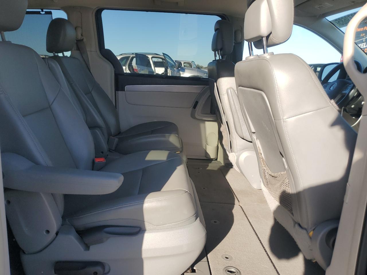 VOLKSWAGEN ROUTAN SE