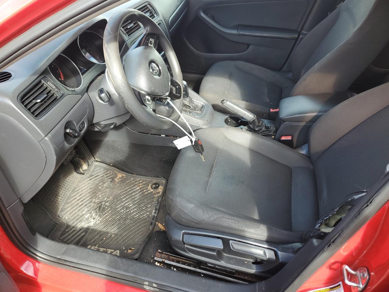 VOLKSWAGEN JETTA BASE