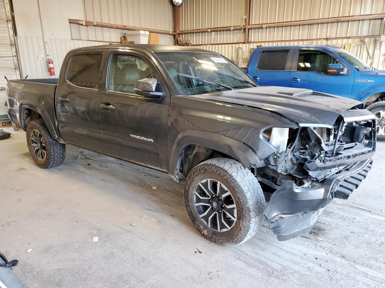 TOYOTA TACOMA DOUBLE CAB