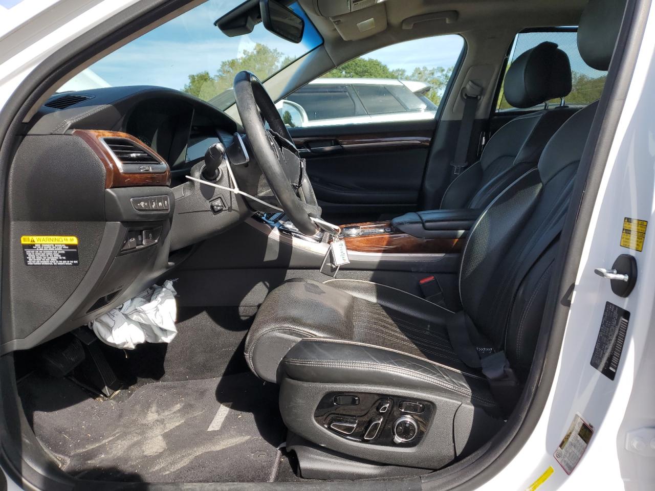 GENESIS G90 ULTIMATE